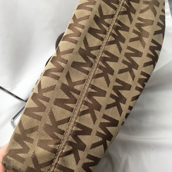 Michael Kors Signature JetSet Chain Tote Handbag 2Way Carry North/South - Picture 11 of 13